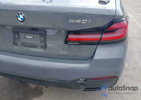 2022 BMW 540 I xDrive z USA, uszkodzony, nr VIN WBA73BJ02NWX55037